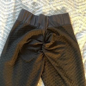 Tiktok butt leggings!